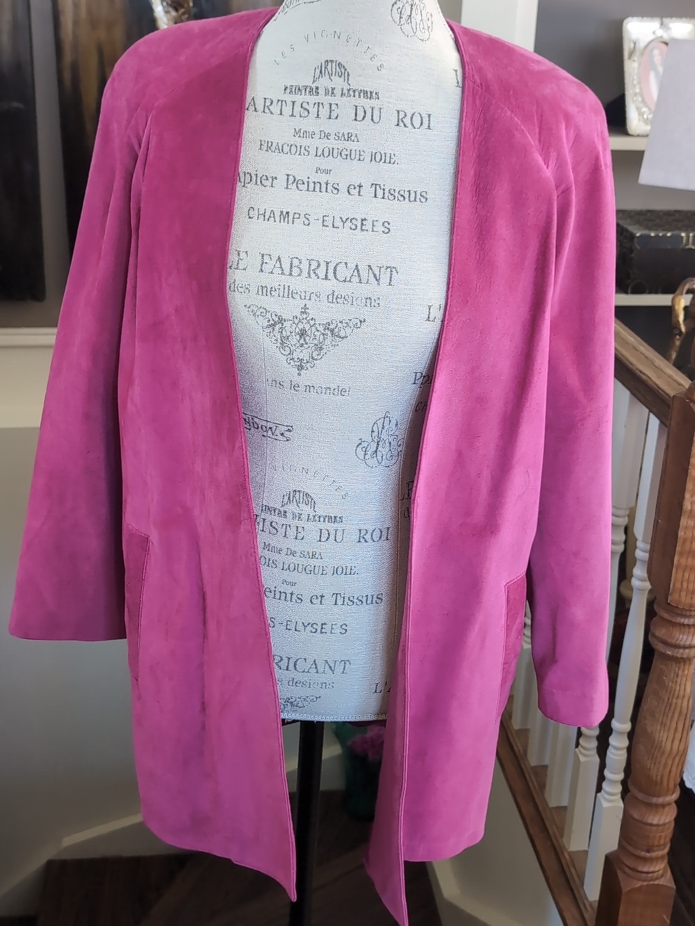 Danier Women's Open Front Suede Jacket - Hot Pink P2P 20.5 Length 31 - Picture 3 of 4